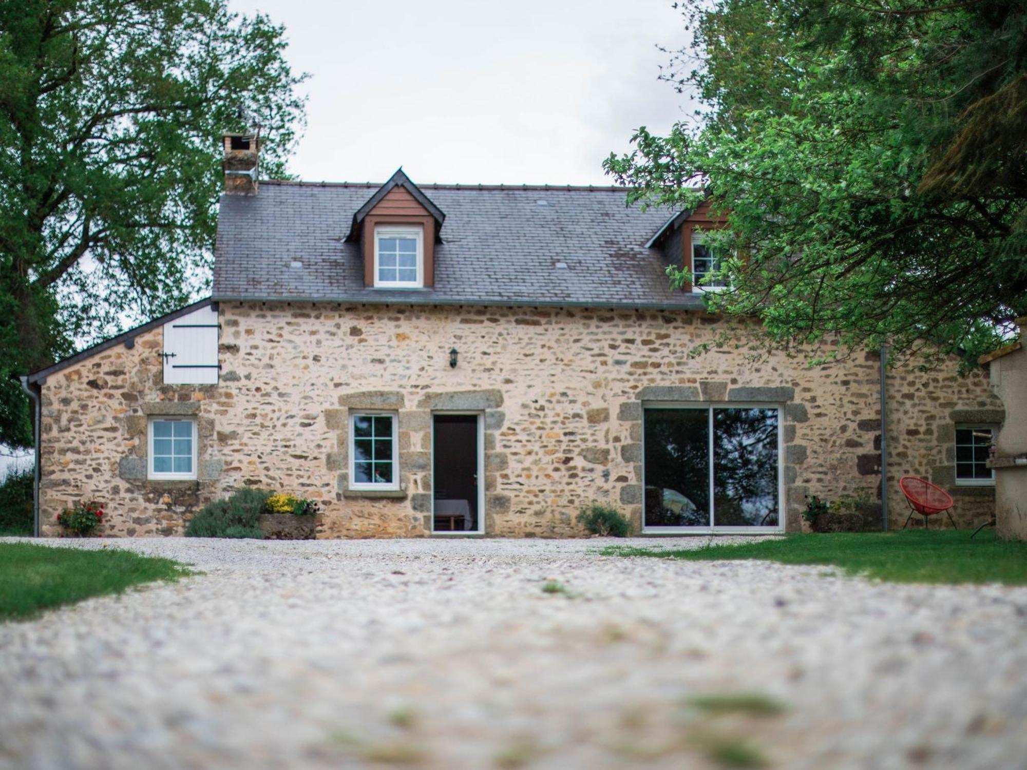 Gite De Charme Renove Avec Cheminee, Terrasse Et Proche Randonnees - Capacite 13 Pers. - Fr-1-410-179 Saint-Léonard-des-Bois Εξωτερικό φωτογραφία